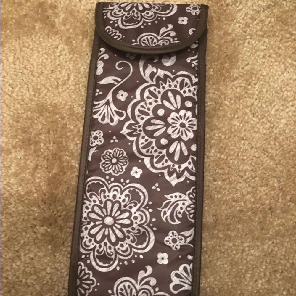 Thirty one hot iron holder